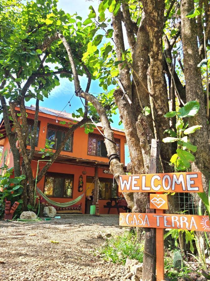 Casa Terra Hostel Sámara Eksteriør bilde